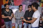Vivek Oberoi, Ritesh Deshmukh, Aftab Shivdasani at Radio City and Book My show contest winners meet Grand Masti stars in Bandra, Mumbai on 7th Sept 2013 (43).JPG